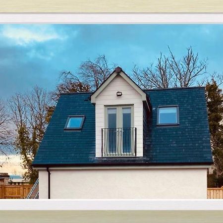 'Wardlaw View' Luxury Studio Apartment With Stunning View Kirkhill Luaran gambar