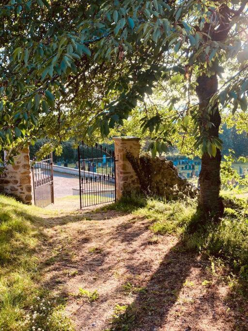 'Wardlaw View' Luxury Studio Apartment With Stunning View Kirkhill Luaran gambar