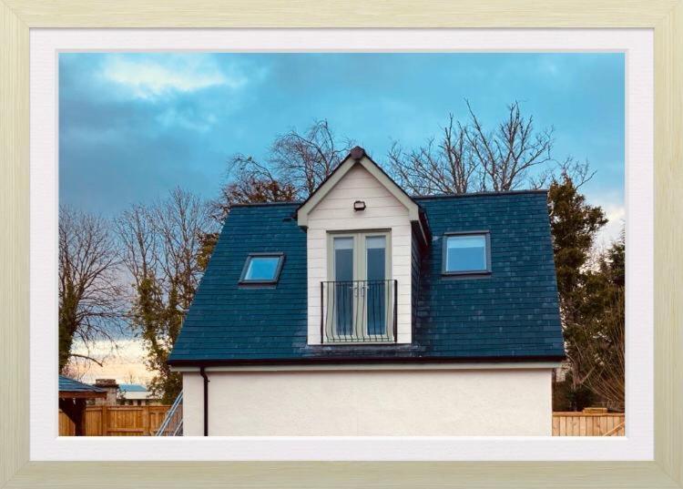 'Wardlaw View' Luxury Studio Apartment With Stunning View Kirkhill Luaran gambar
